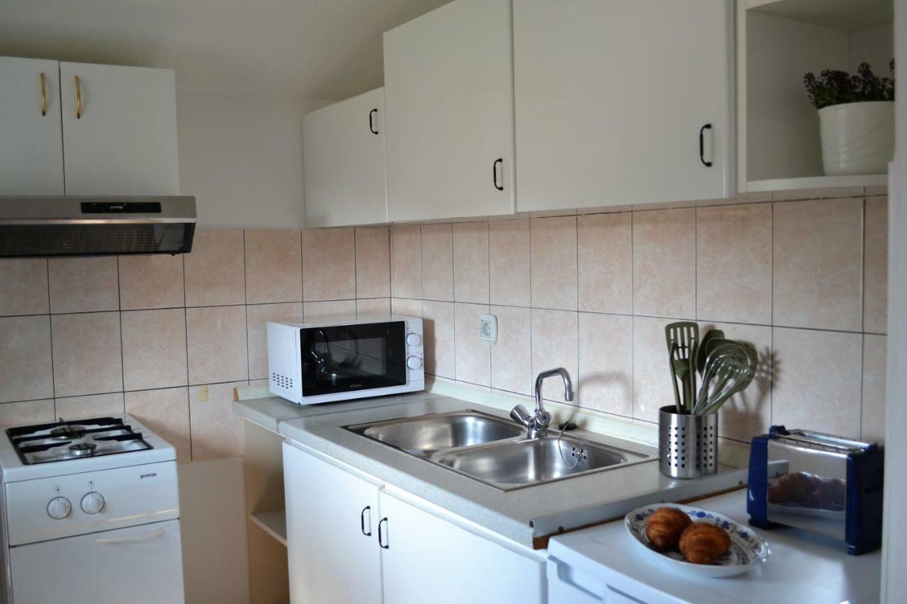 Apartments Marko ポレッチ エクステリア 写真